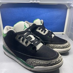Nike Air Jordan 3 Retro Pine Green GS 398614-030  sz 3y